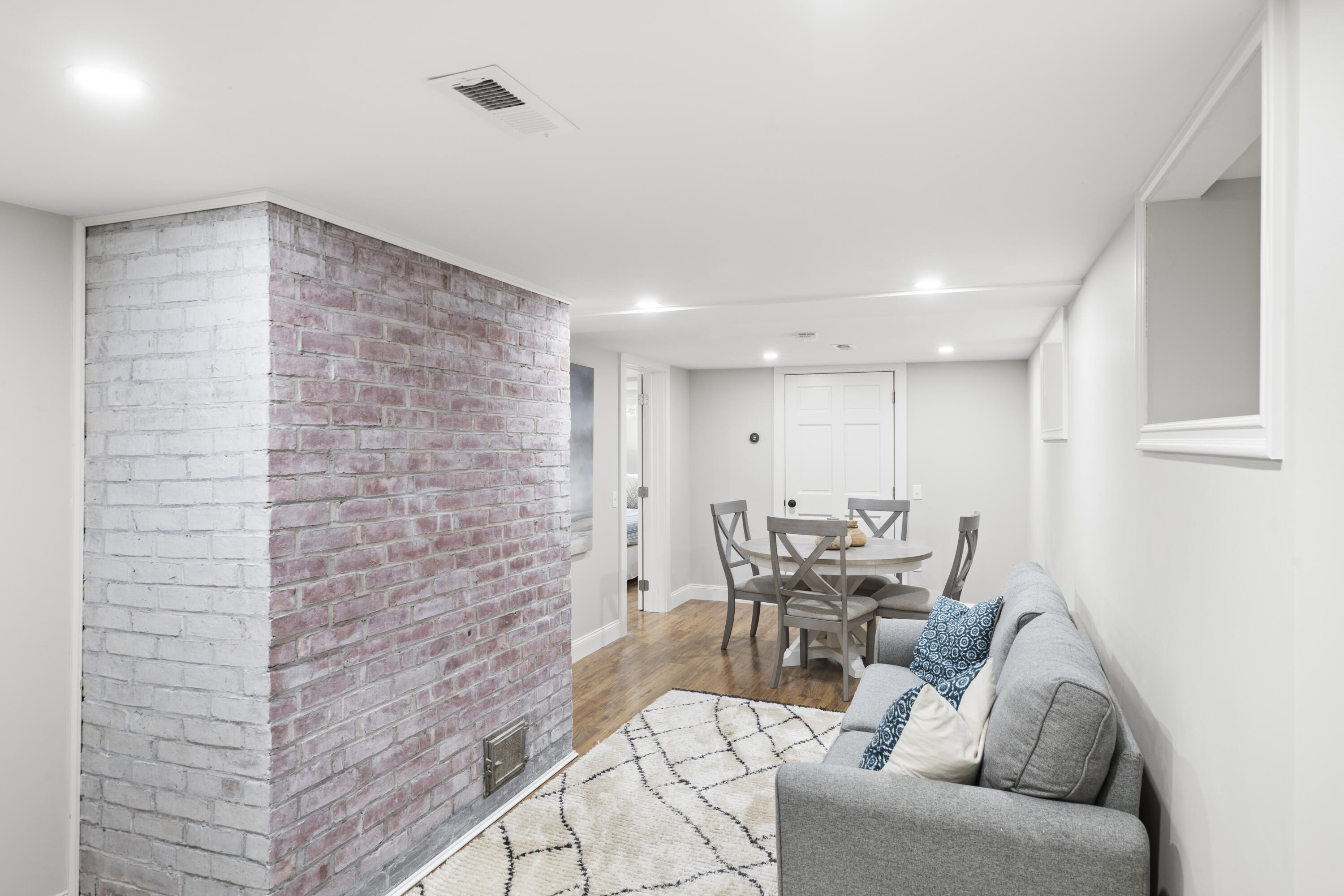 5 Pine Tree Lane Vineyard Haven MA 02568