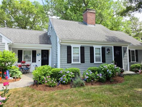 17 Captain York Road South Yarmouth MA 02664