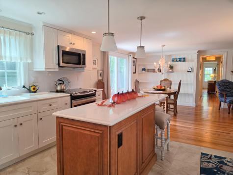 17 Captain York Road South Yarmouth MA 02664