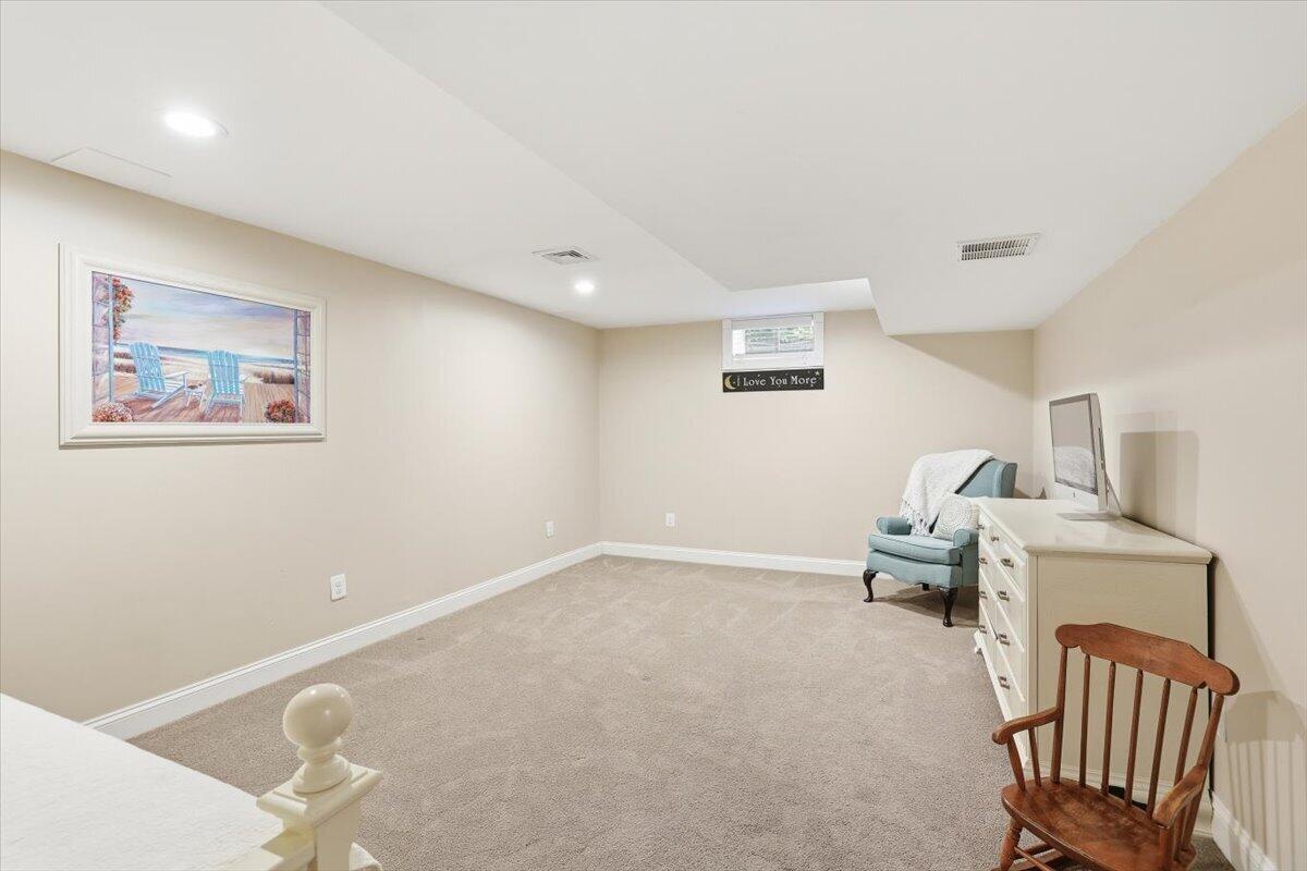140 Pheasant Hill Circle Barnstable MA 02635