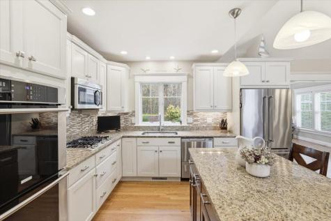 140 Pheasant Hill Circle Barnstable MA 02635