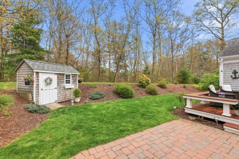 140 Pheasant Hill Circle Barnstable MA 02635