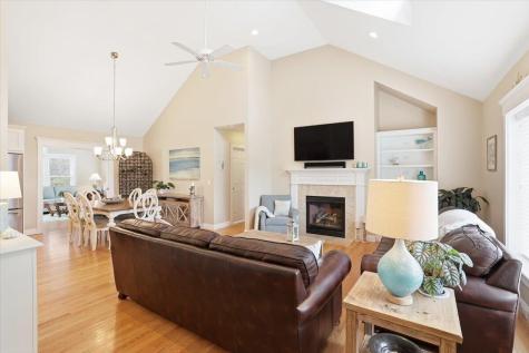 140 Pheasant Hill Circle Barnstable MA 02635