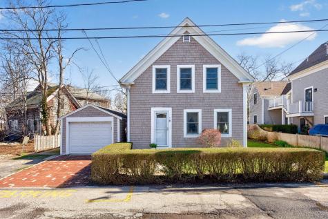 31 Conant Street Provincetown MA 02657