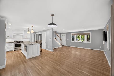 31 Katy Hatchs Road Falmouth MA 02540