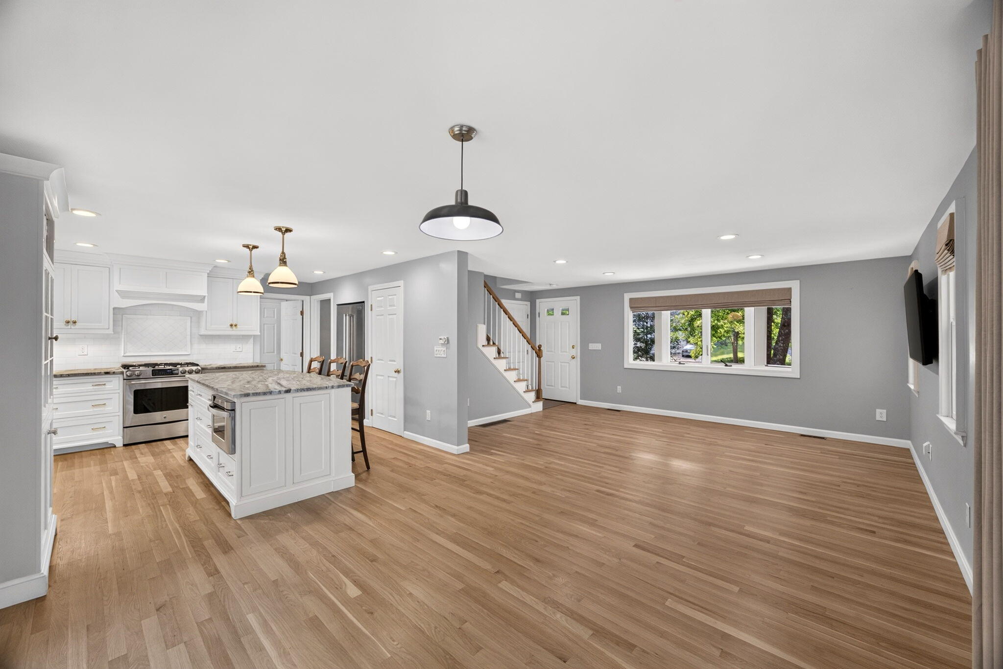 31 Katy Hatchs Road Falmouth MA 02540