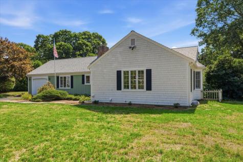 11 Kit Carson Way Yarmouth Port MA 02675