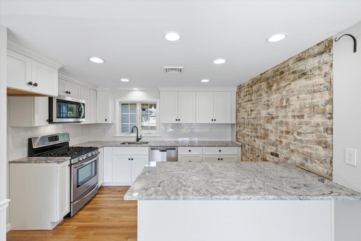11 Kit Carson Way Yarmouth Port MA 02675