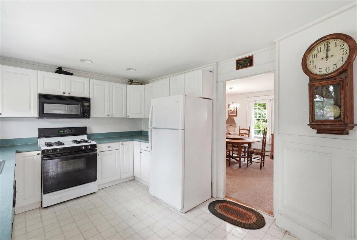 127 Pine Avenue Hyannis MA 02601