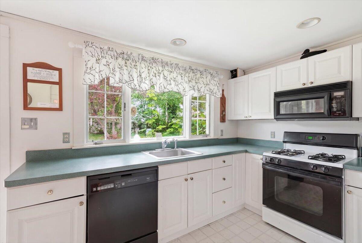 127 Pine Avenue Hyannis MA 02601