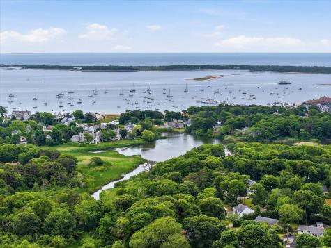 127 Pine Avenue Barnstable MA 02601