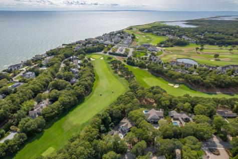 89 Troon Way Mashpee MA 02649