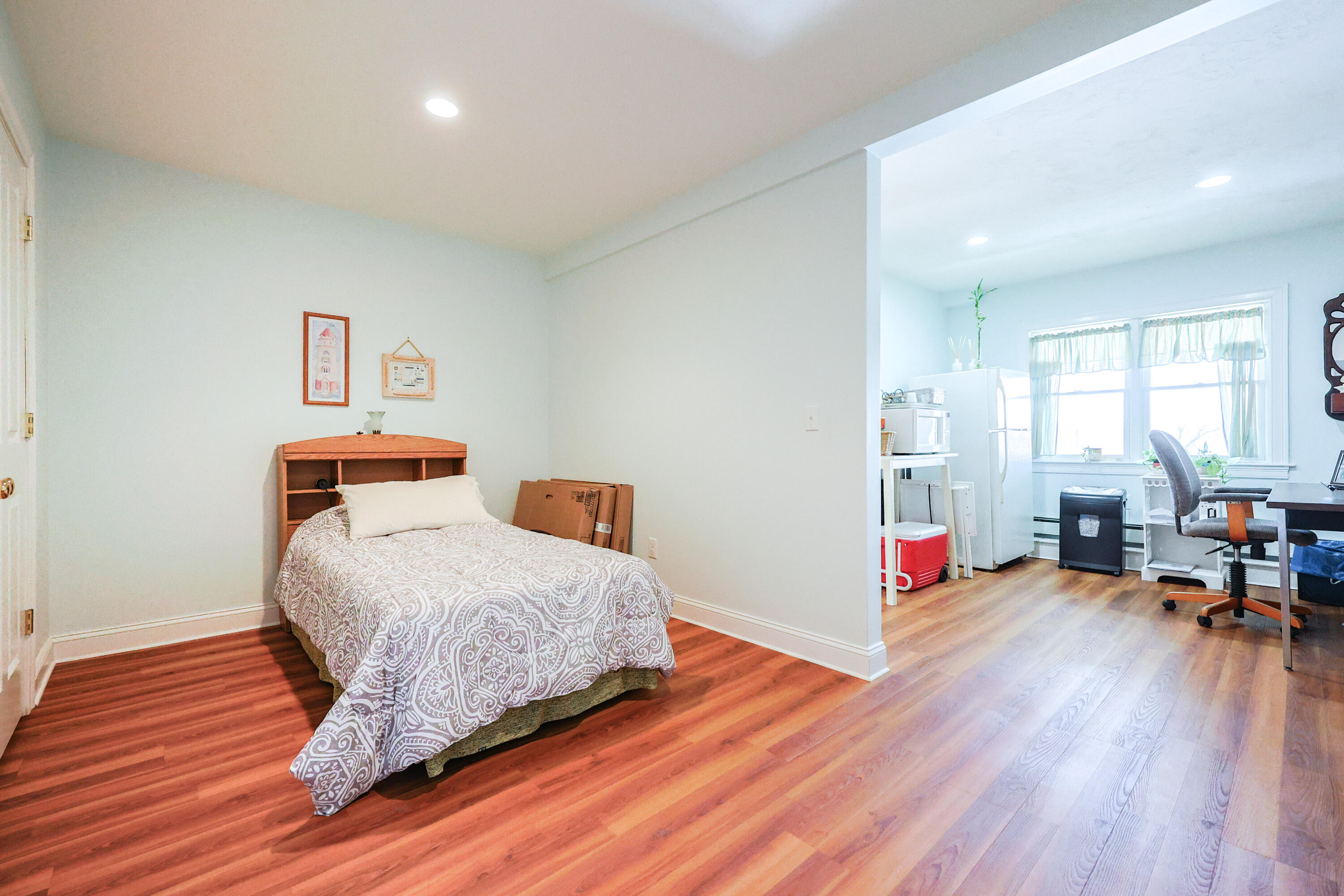12 Burg Avenue MA 02563