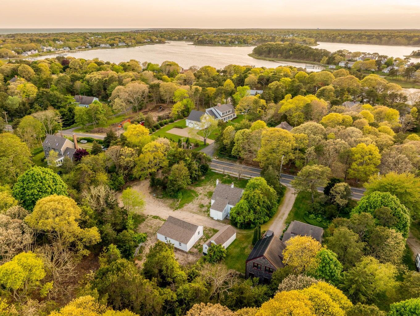 194 Main Street Dennis MA 02660