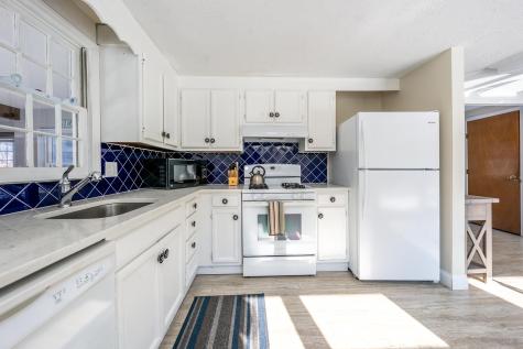 74 Robbins Circle Dennis MA 02638