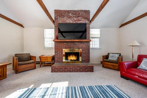 74 Robbins Circle Dennis MA 02638