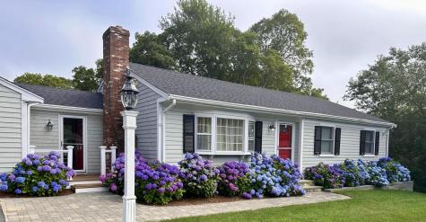 81 Sterling Road Barnstable MA 02601