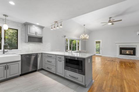 2 Fairway Circle Sandwich MA 02563