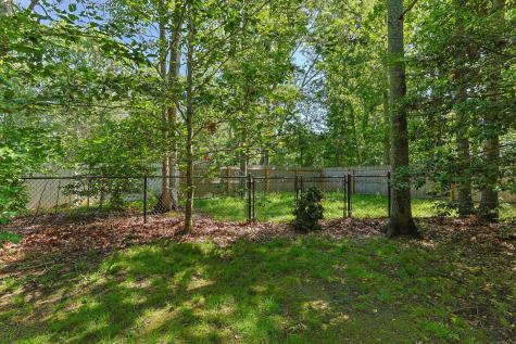 2 Fairway Circle Sandwich MA 02563