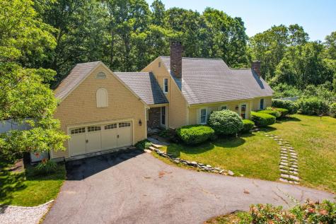2 Fairway Circle Sandwich MA 02563