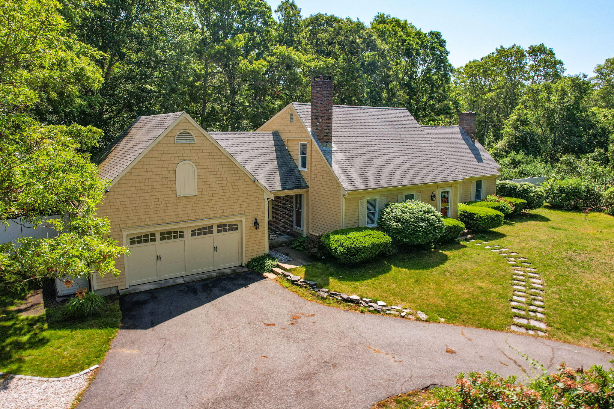 2 Fairway Circle Sandwich MA 02563