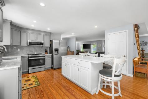47 Blackthorn Path Forestdale MA 02644