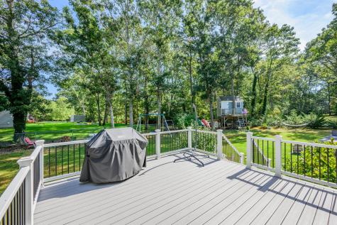 47 Blackthorn Path Forestdale MA 02644