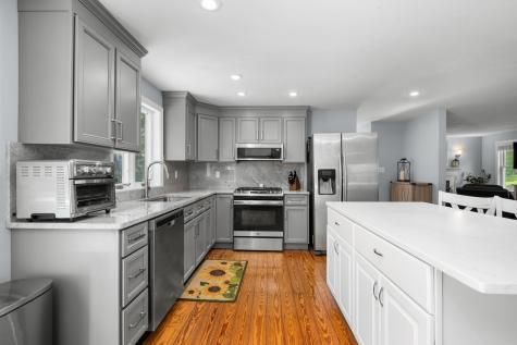 47 Blackthorn Path Forestdale MA 02644