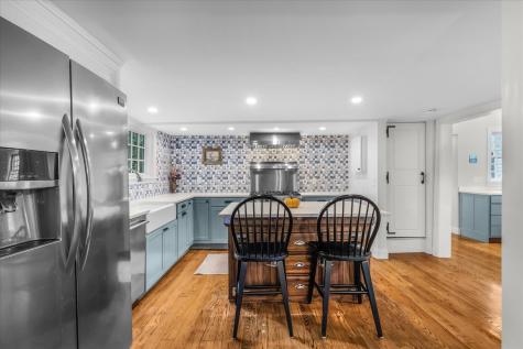 224 Waquoit Highway Falmouth MA 02536