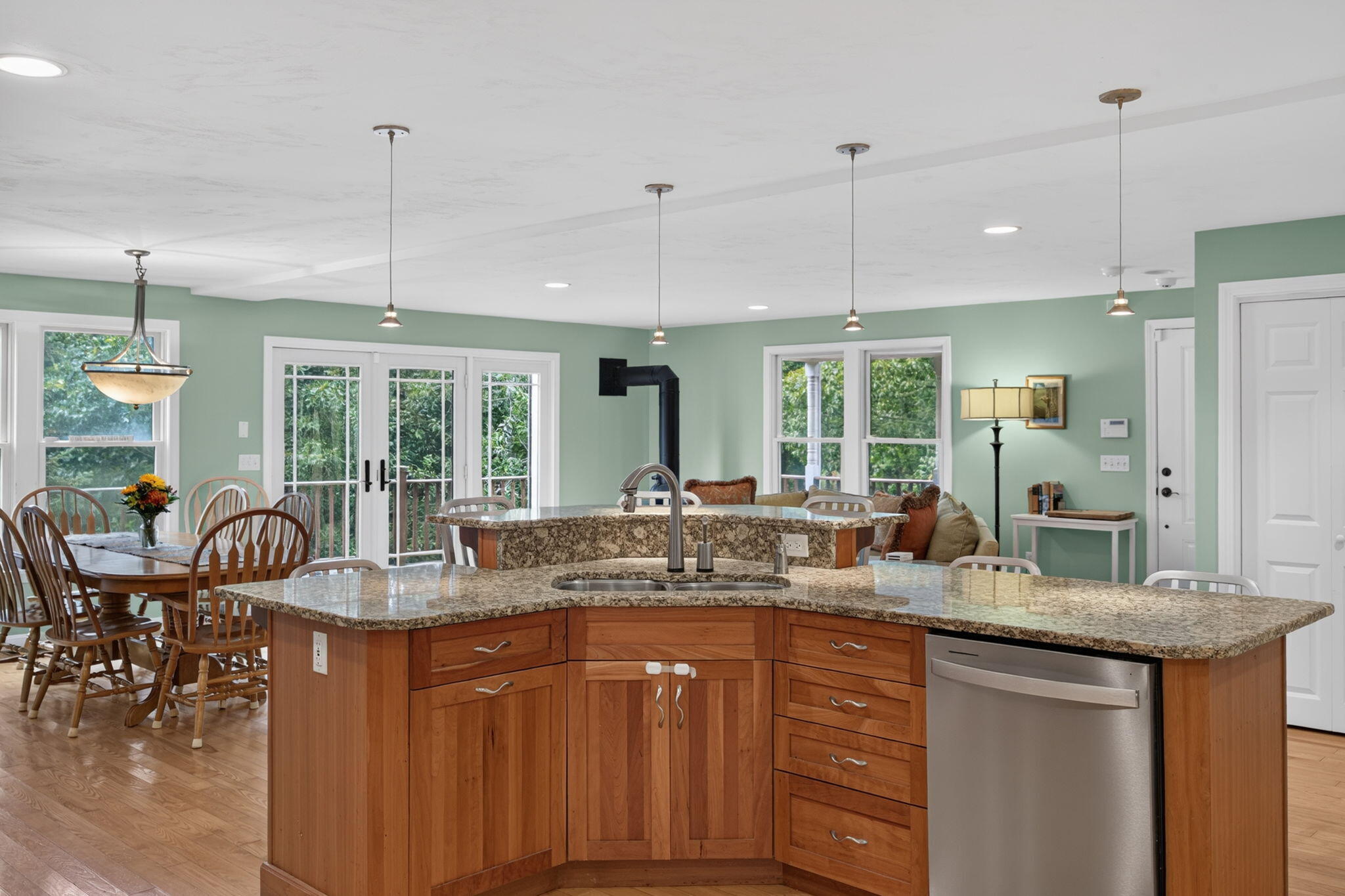 2118 Main Street Chatham MA 02633