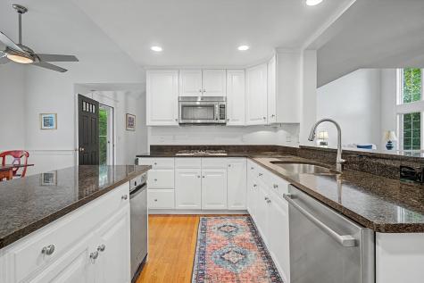 1 Sweet Fern Lane Sandwich MA 02563