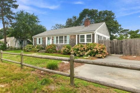 29 Lorree Lane Dennis Port MA 02639