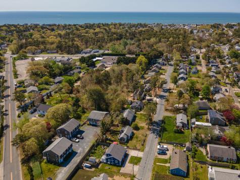 10 Cranberry Lane Dennis MA 02639