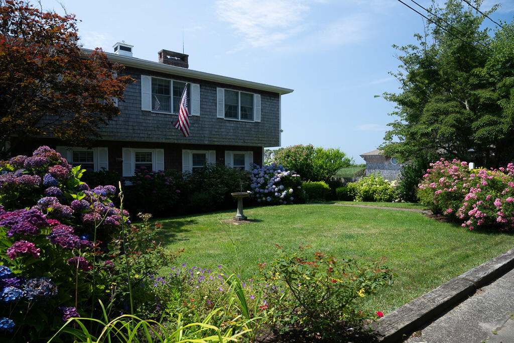 38 Nemasket Road Falmouth MA 02540
