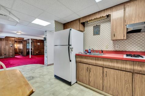 38 Nemasket Road Falmouth MA 02540