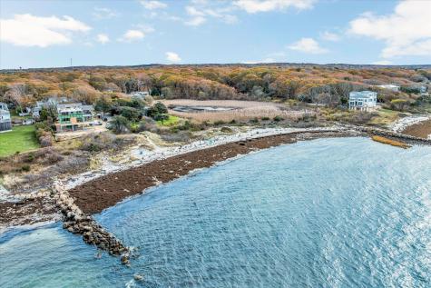 38 Nemasket Road Falmouth MA 02540