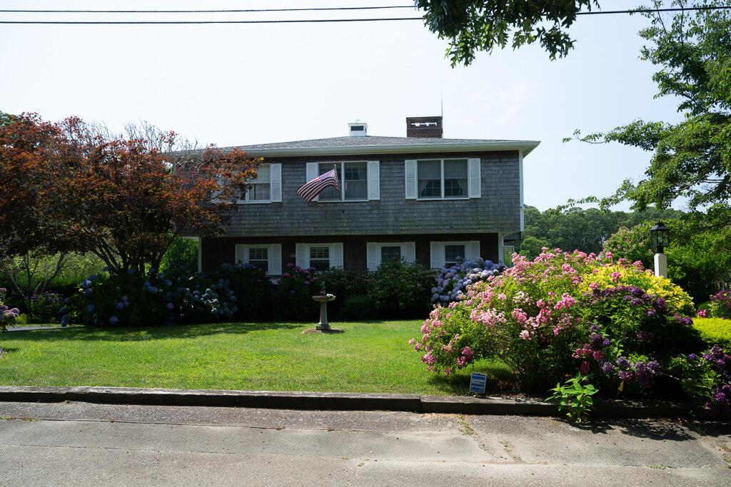 38 Nemasket Road Falmouth MA 02540