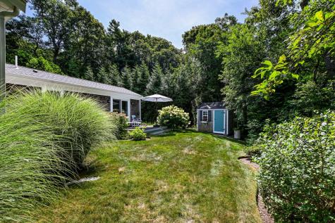 31 Garrison Road Falmouth MA 02540