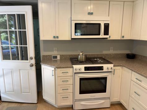 31 Garrison Road Falmouth MA 02540