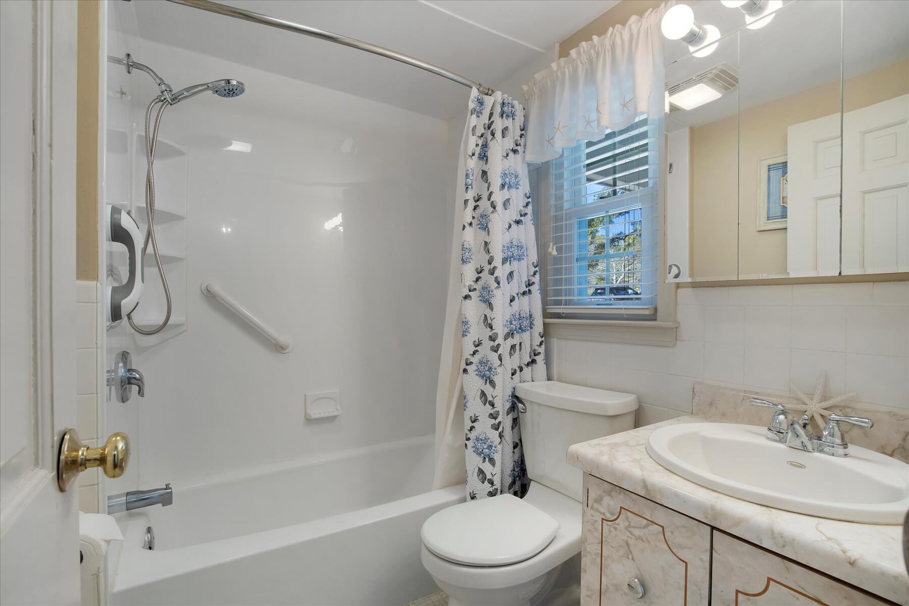 15 Quail Nest Run Harwich MA 02645