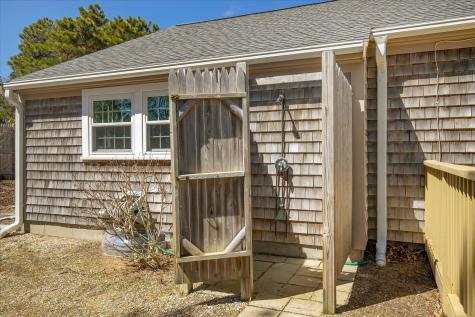 15 Quail Nest Run Harwich MA 02645