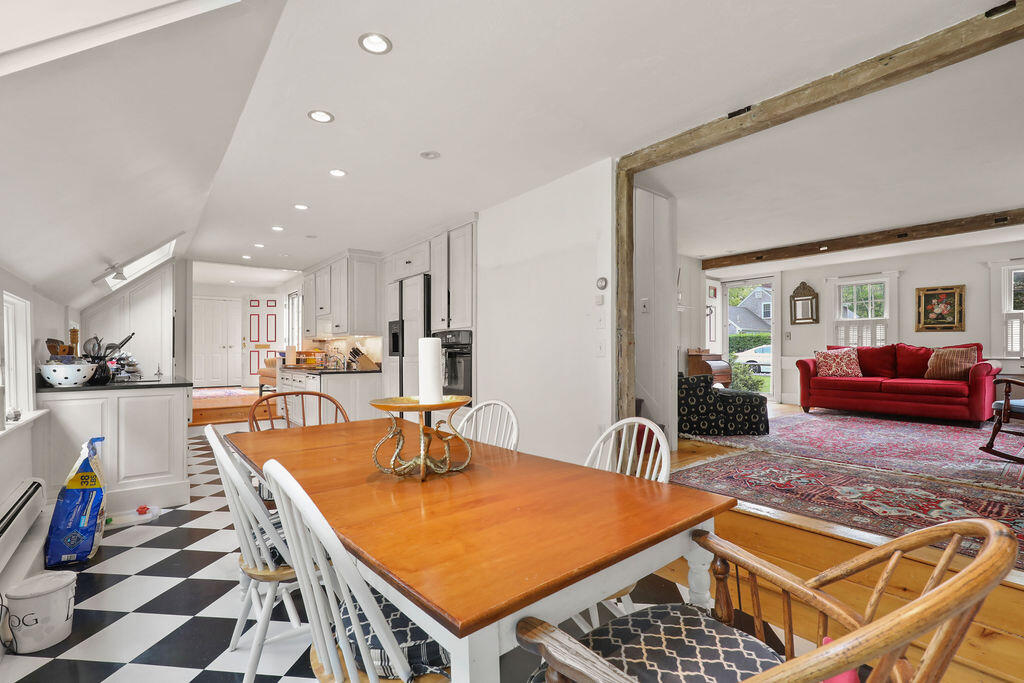 181 Pleasant Street Yarmouth MA 02664