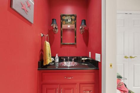 181 Pleasant Street Yarmouth MA 02664