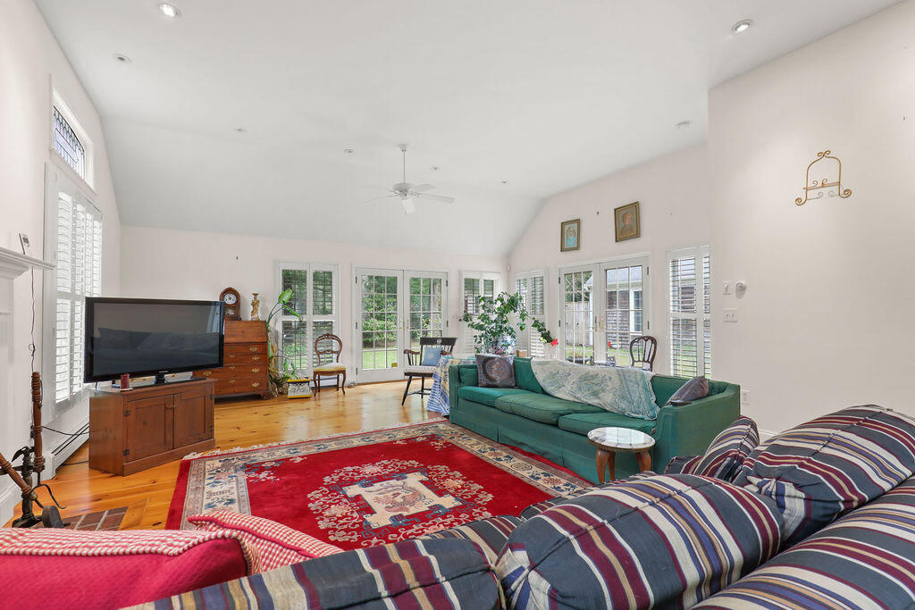 181 Pleasant Street Yarmouth MA 02664