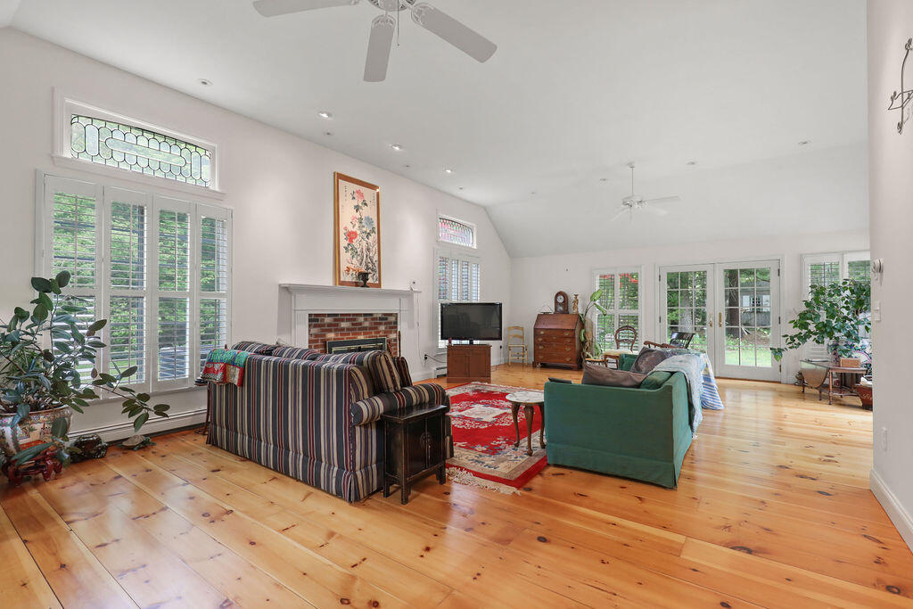 181 Pleasant Street Yarmouth MA 02664