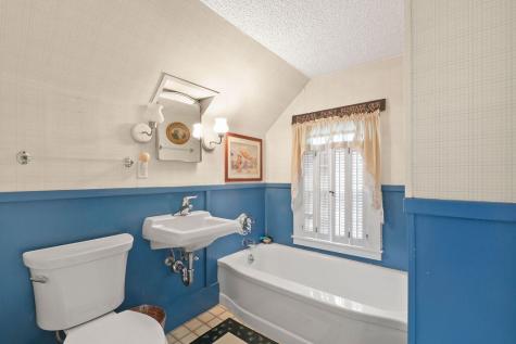 181 Pleasant Street Yarmouth MA 02664