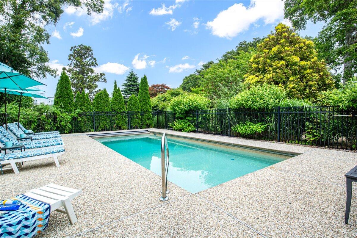 3 Wolf Road Bourne MA 02532