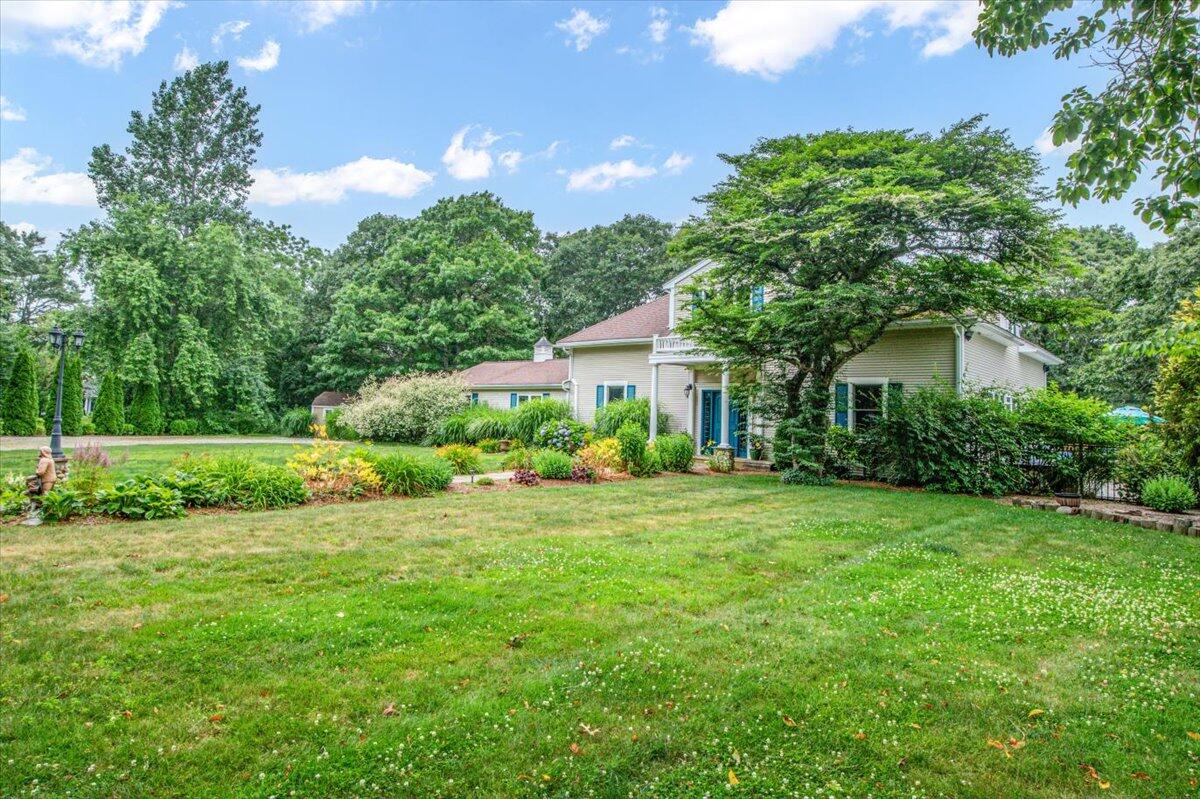 3 Wolf Road Bourne MA 02532