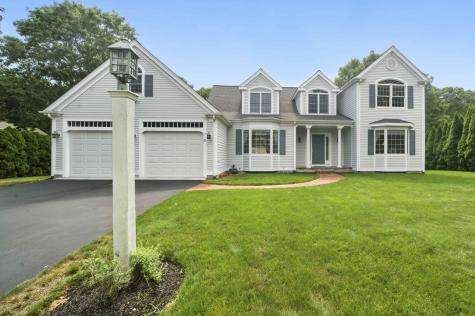 81 Falling Leaf Lane Barnstable MA 02655