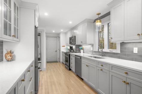 5 Evelyns Drive Harwich MA 02645